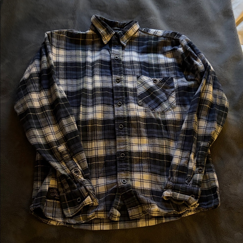 Vermont Flannel Company Men’s small. Like new. Worn once or twice.